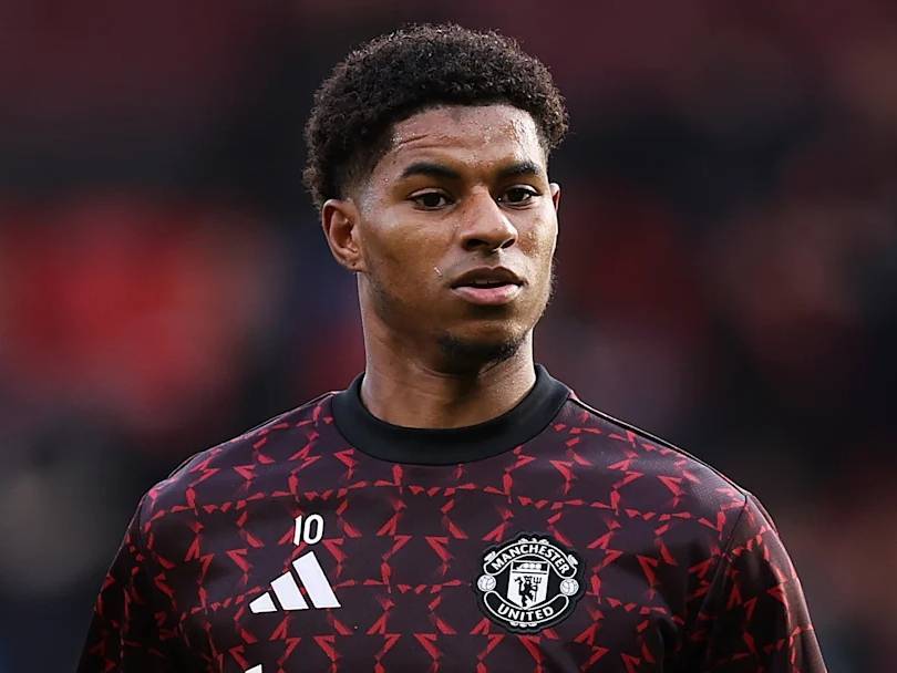 拉什福德坦言状态不稳是弱点,暗讽曼联环境太差